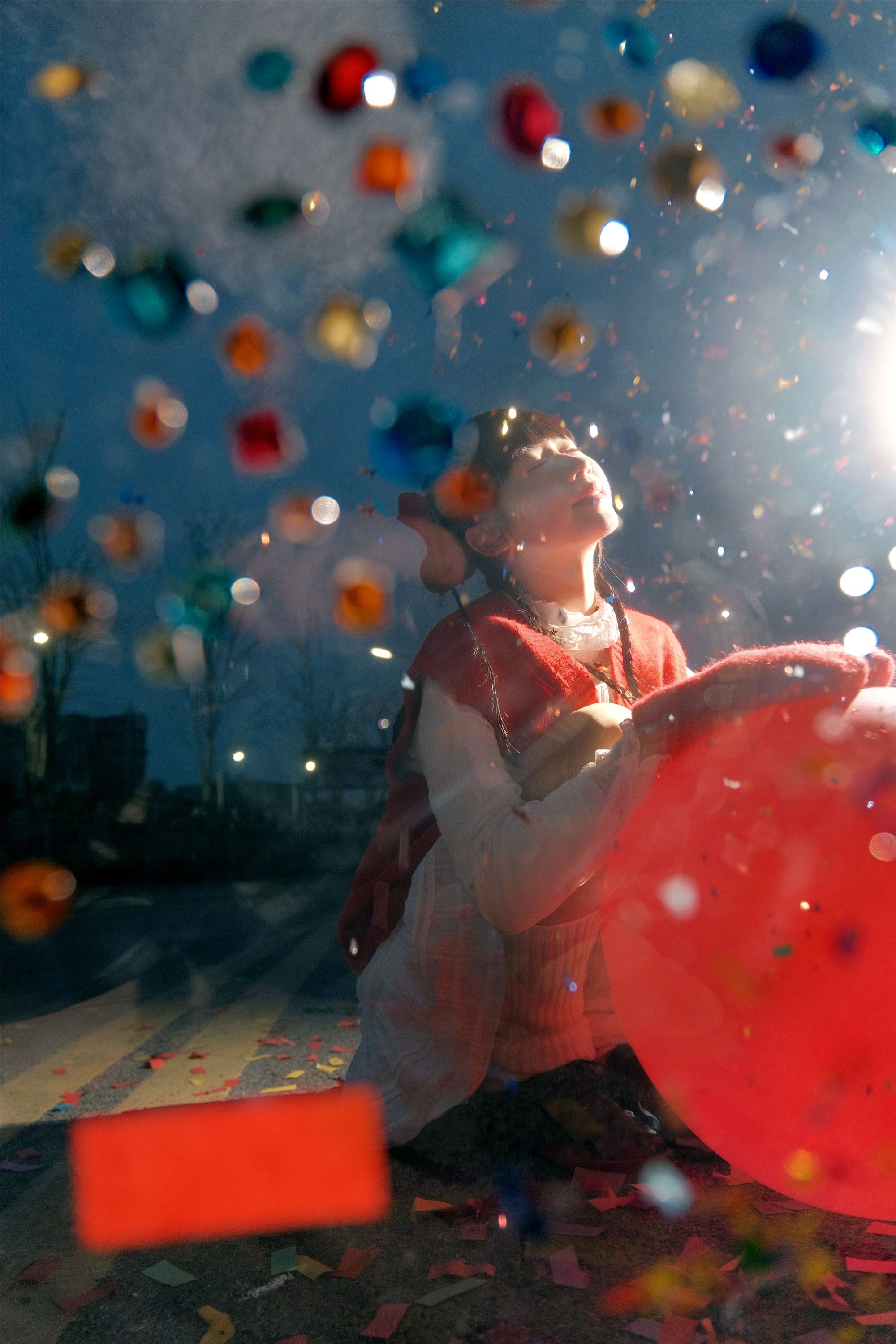 YITUYU 艺图语 2025.03.11 闪亮的新年 是三金呀